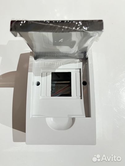 Щит распределительный навесной ЩРН-П-4, IP41, белы