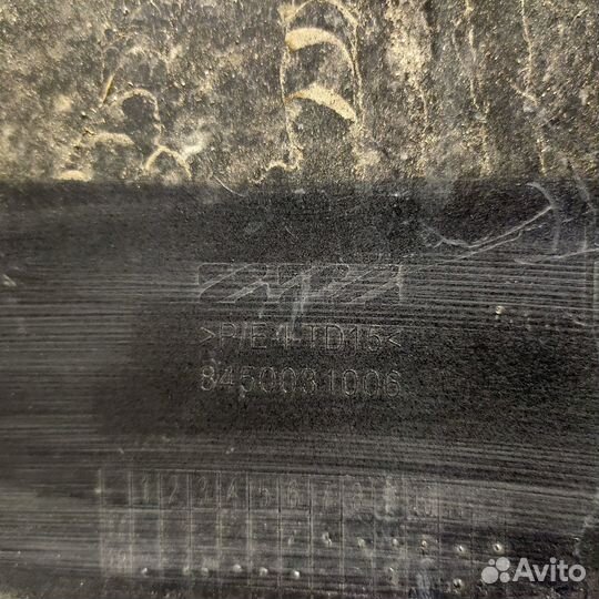 Накладка пер прав Vesta Cross Оригинал