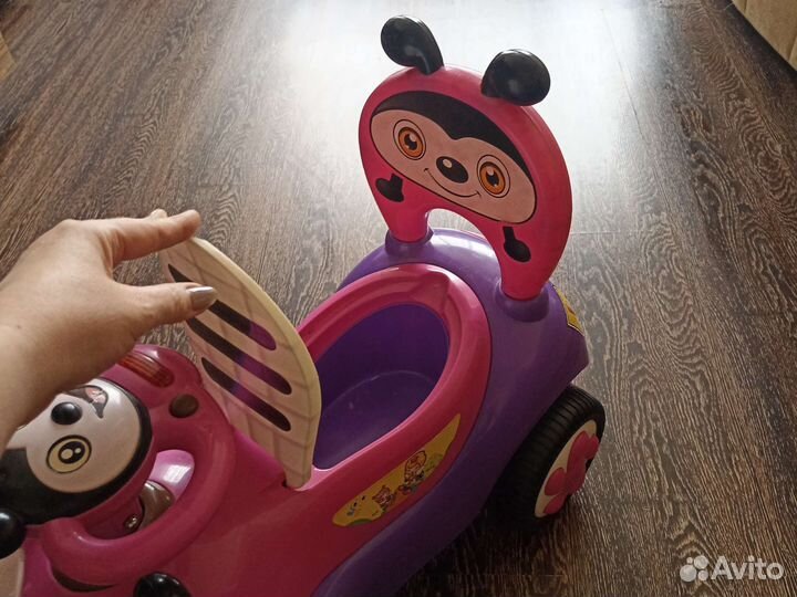Машинка каталка толокар