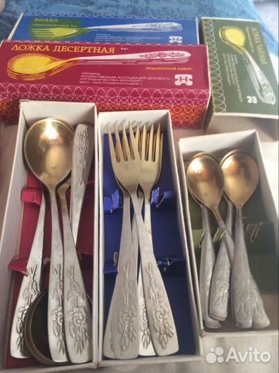 Мельхиоровые вилки,ложки и лопатка для торта СССР