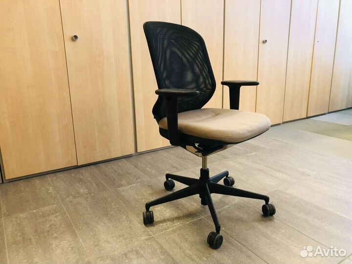 Кресло офисное Vitra 100 шт