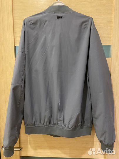 Бомбер pull and bear