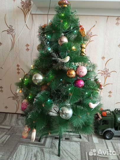 Елка искусственная