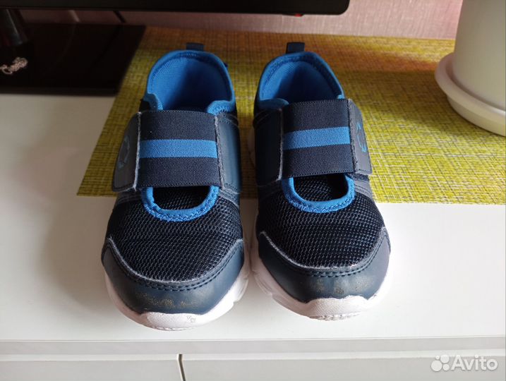 Кроссовки на мальчика 28 размер