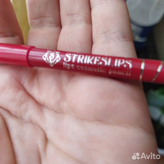Strikeslips - Карандаш для губ