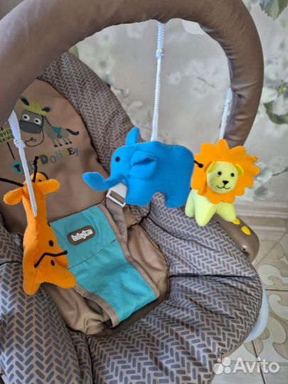 Шезлонг детский babyton