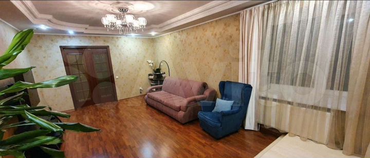 2-к. квартира, 74 м², 9/9 эт.