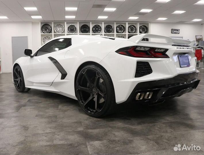 Диски Giovanna Dalar R22 на Chevrolet Camaro Tesla