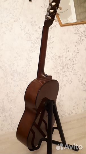 Классическая гитара yamaha c40
