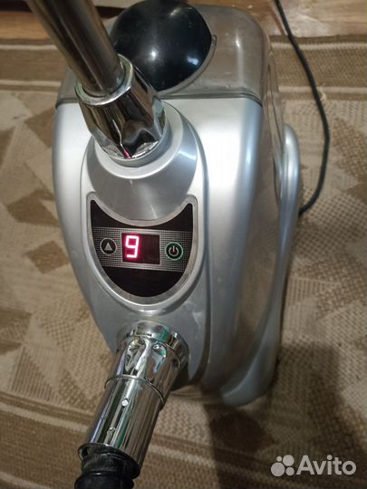 Отпариватель для одежды напольный вертикальный