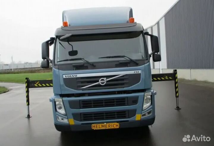 Pазбираем грузовик Volvo FM 2008-2013