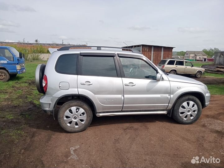 Запчасти chevrolet niva