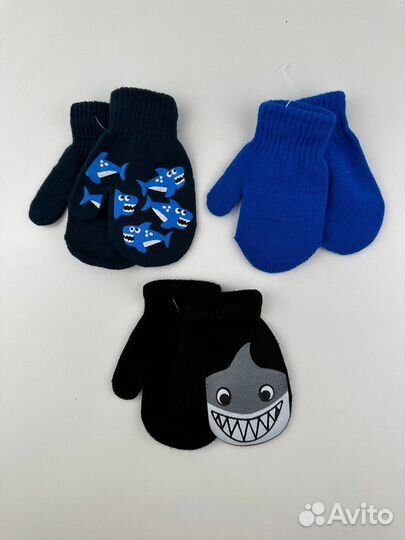 Детские варежки новые на мальчика