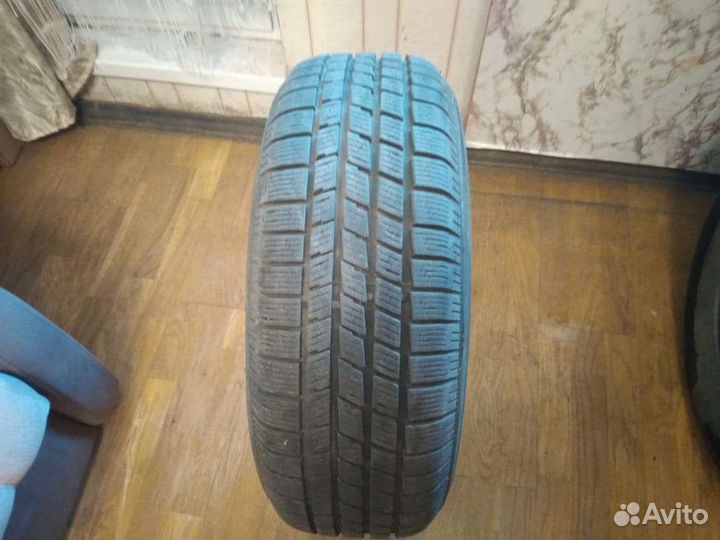 Pirelli Winter 210 Snowsport 205/60 R16 92H