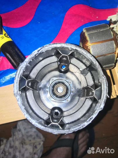 Щётки моторчика блока SBC E211