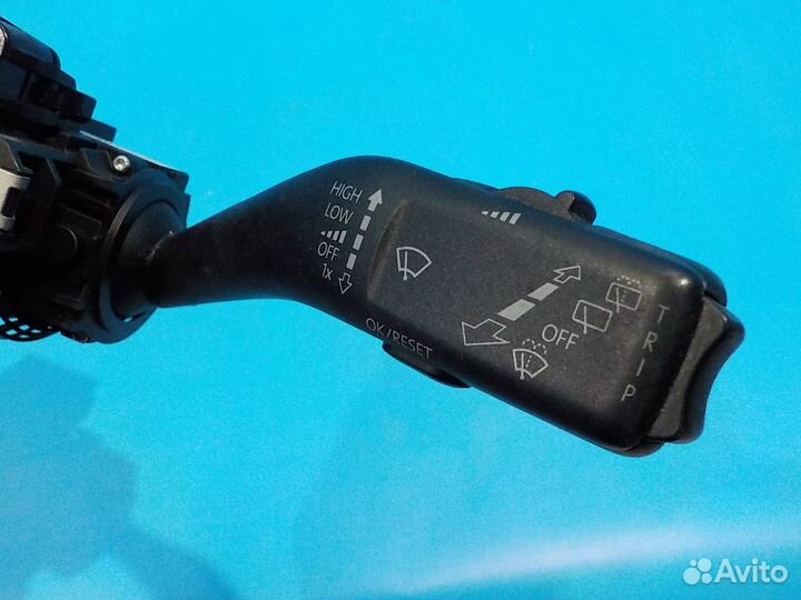 Подрулевой переключатель в сборе skoda Octavia A5