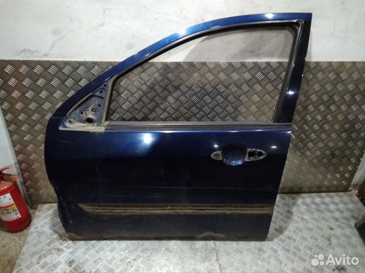 Дверь Focus 1 (98-04) пер L дефект б\у (арт. 1430135)