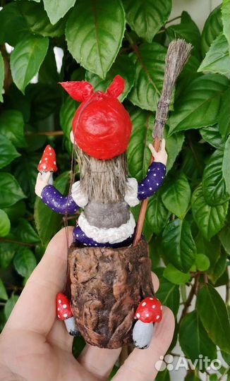 Ёлочная игрушка из ваты на проволочном каркасе