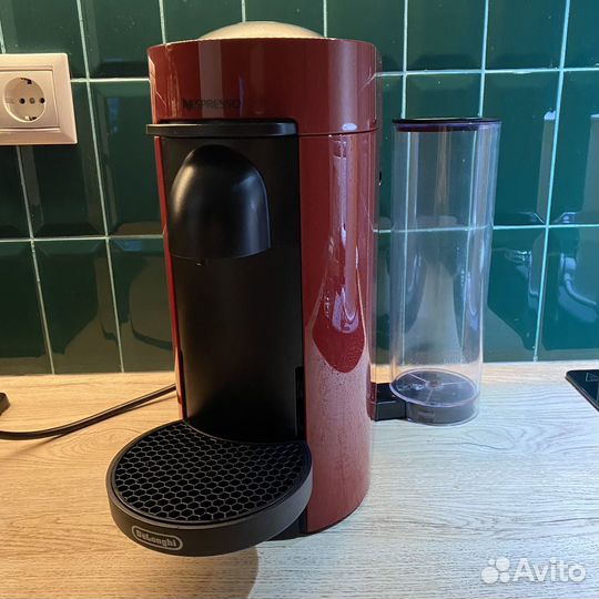 Капсульная кофемашина Vertuo Plus