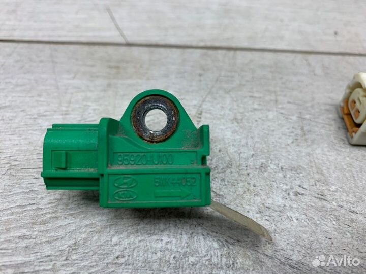 Датчик удара Hyundai I20 хэтчбек G4LA 2013