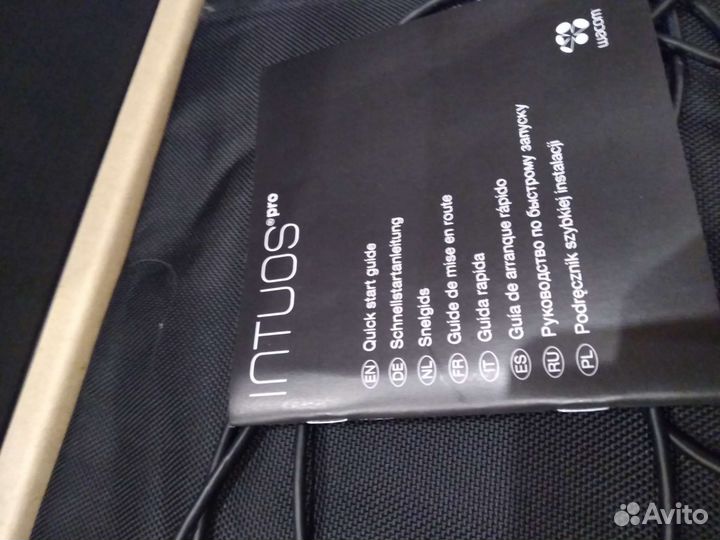 Графический планшет wacom intuos pro PTH-651-rupl