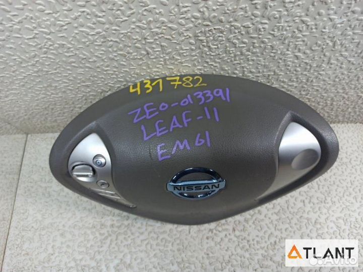 Airbag водительский nissan leaf