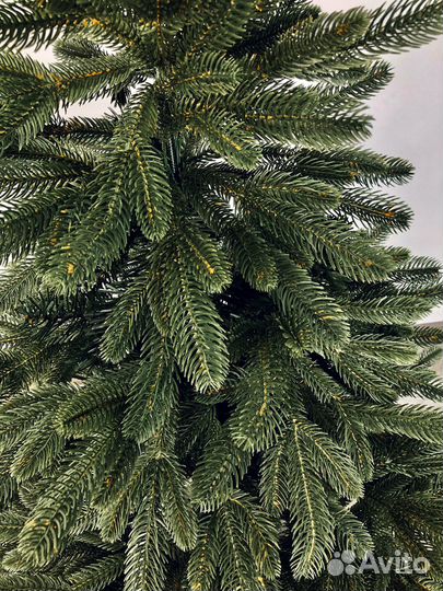 Елка литая простая