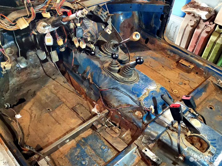 Замена порогов, арок. Сварка автомобиля