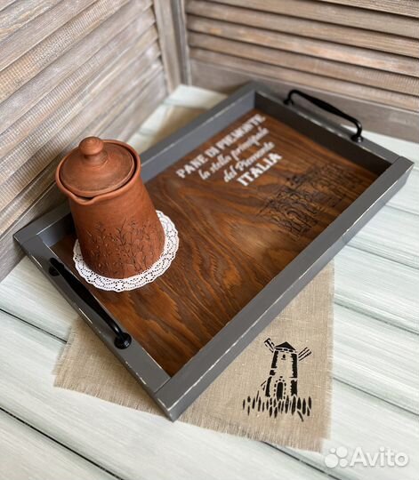 Поднос деревянный