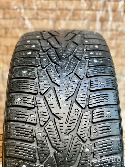 Nokian Tyres Hakkapeliitta 7 245/45 R18