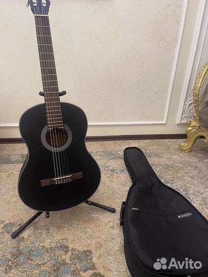 Гитара новая