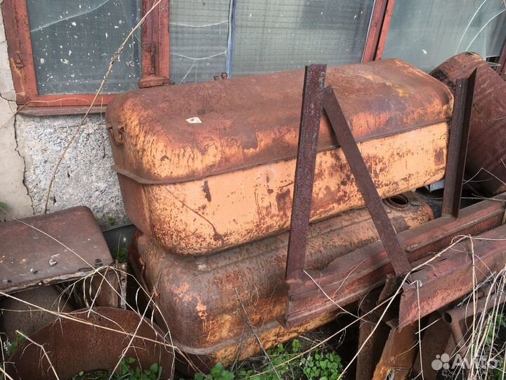 Продам емкость вода гсм