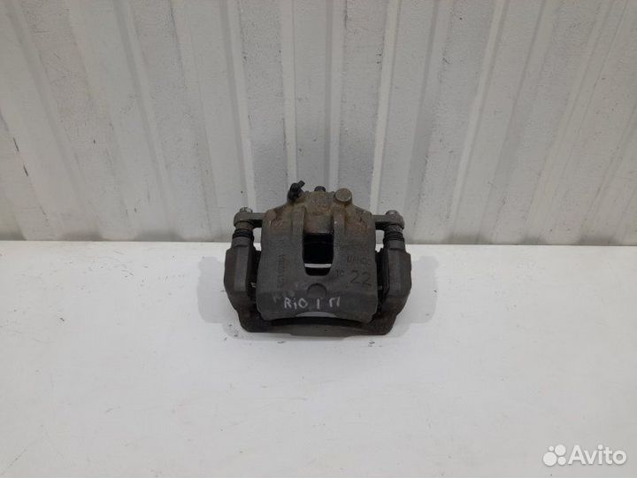 Суппорт тормозной передний правый Kia Rio 2011