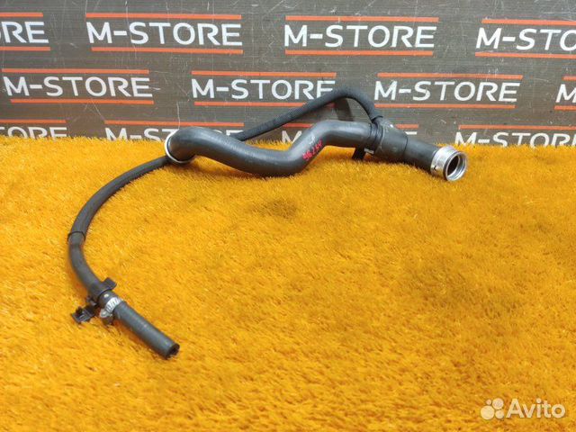 Патрубок радиатора верхний Mercedes-Benz C-Class