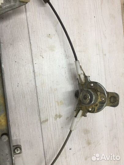 Стеклоподъемник задний правый Chevrolet Lacetti