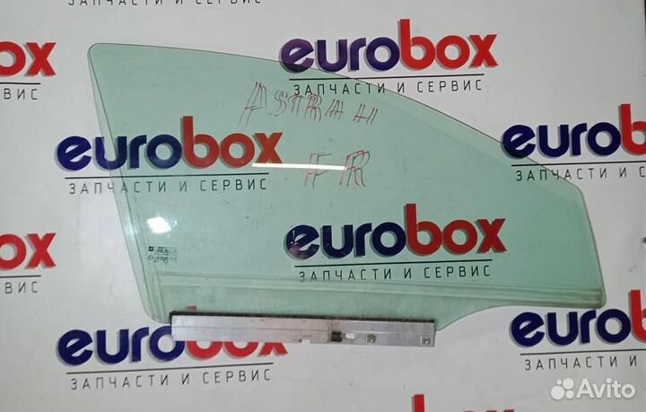 Стекло двери передней правой Opel Astra H / Famil