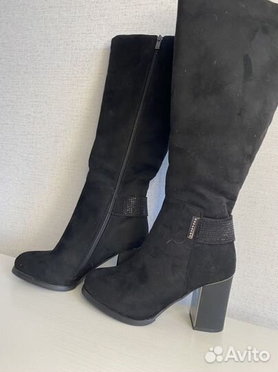 Зимние женские сапоги 38 новые
