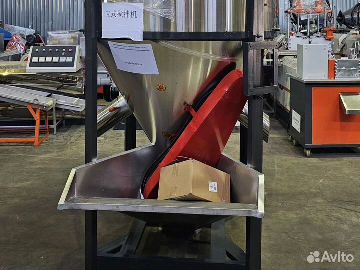 Смеситель вертикальный шнековый 10Т