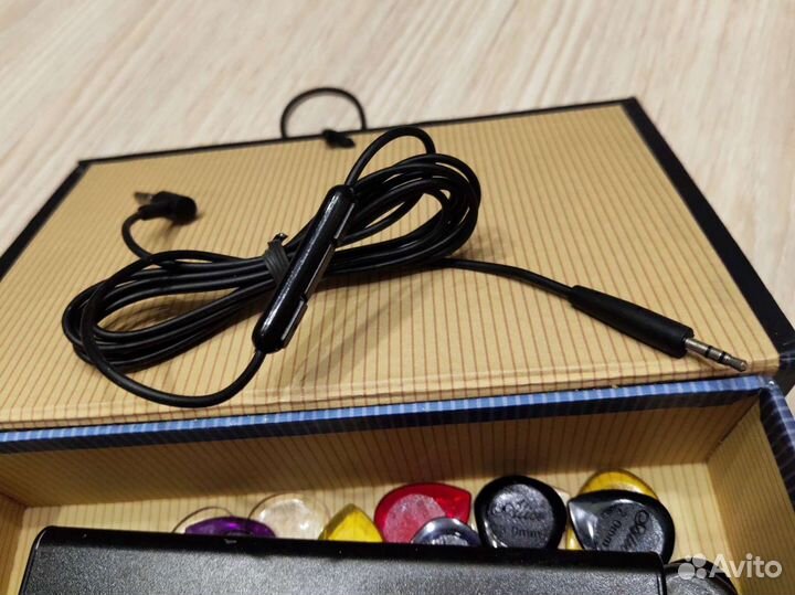 Провод JBL (Гарнитура & Микрофон) Кабель 3,5 x 2,5