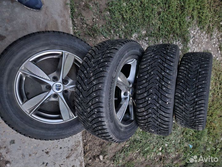 Колеса Nokian hakkapeliitta 8