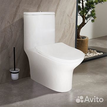Унитаз моноблок безободковый, сиденье микролифт