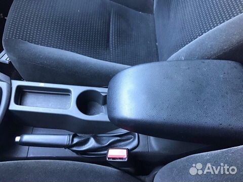 Подлокотник до рестайлинг Форд Фокус 2 купить в Краснодаре FORD 1515983 ...