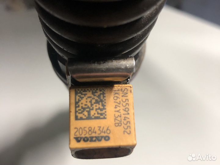 Форсунка volvo 20584346