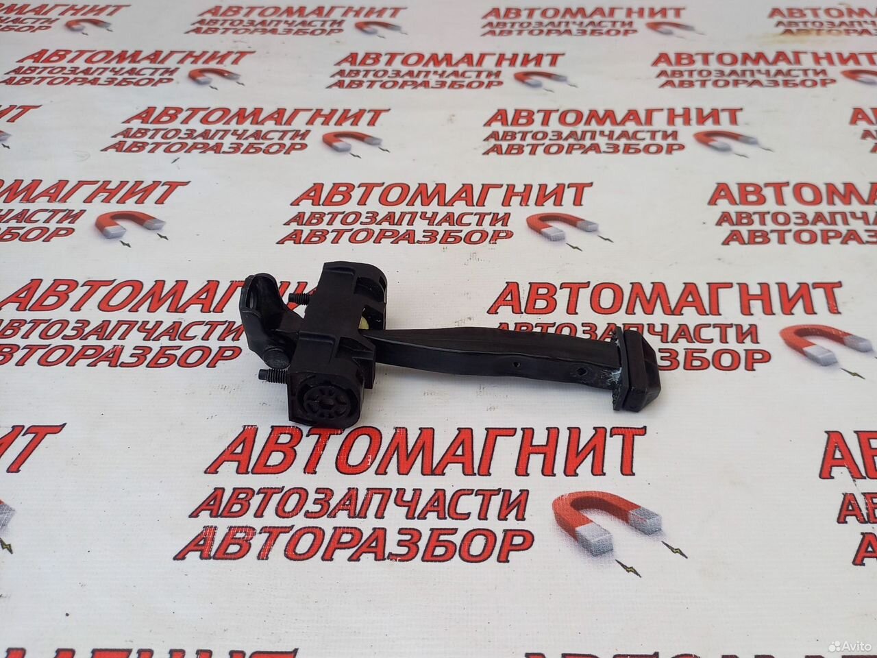 Ограничитель двери задней левой Омода С5