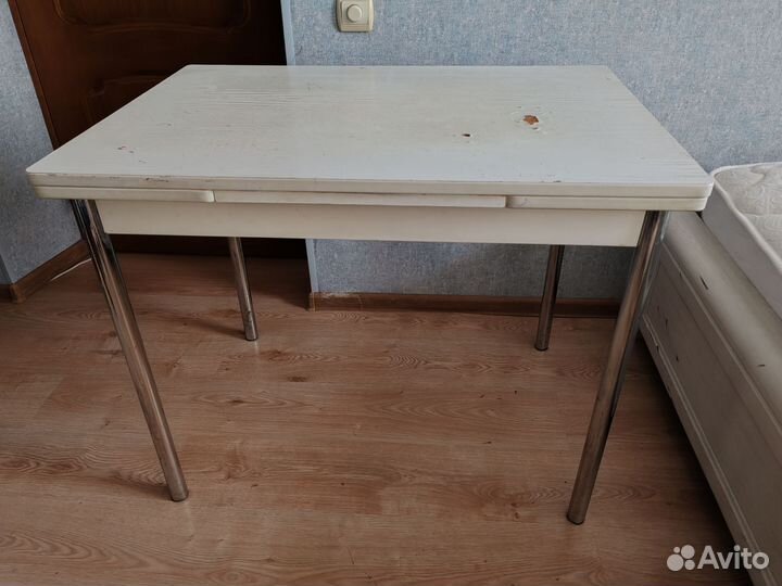 Кухонный стол бу