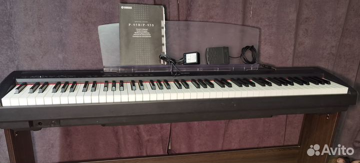 Цифровое пианино Yamaha P-95