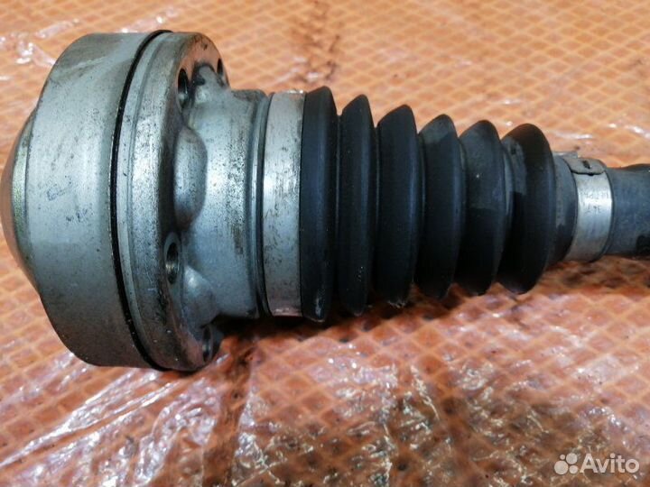 Приводной вал задний Audi A6 C6 4F AUK 2007