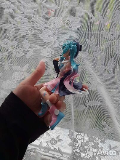 Аниме фигурка