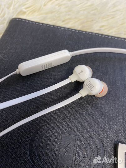 Блютуз наушники jbl T110BT