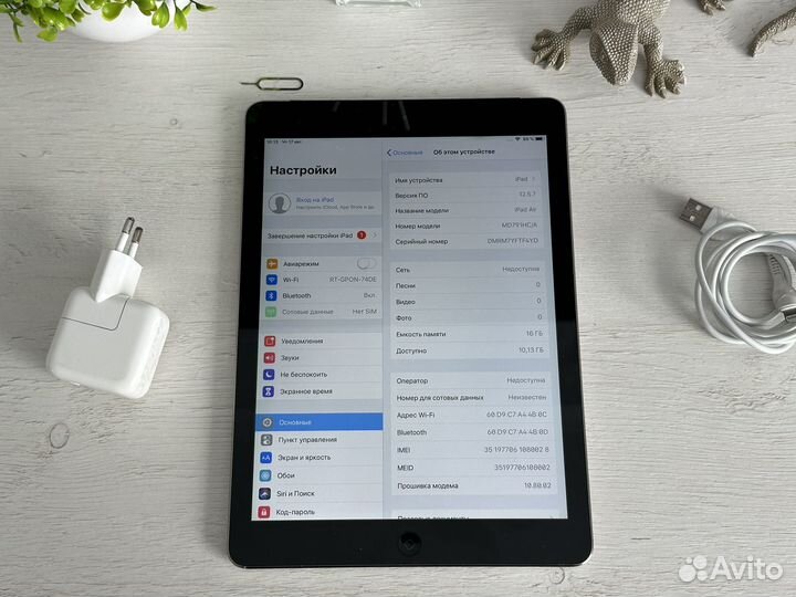 iPad Air + Sim Новый 16gb